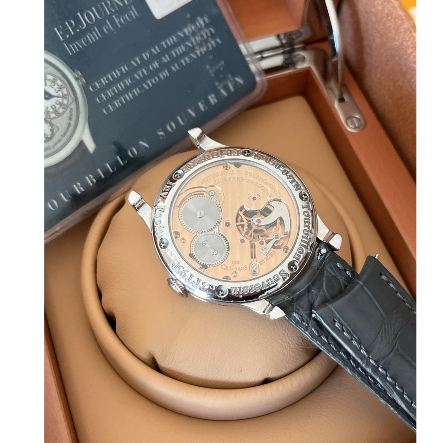 TOURBILLON SOUVERAIN Calibre 1403