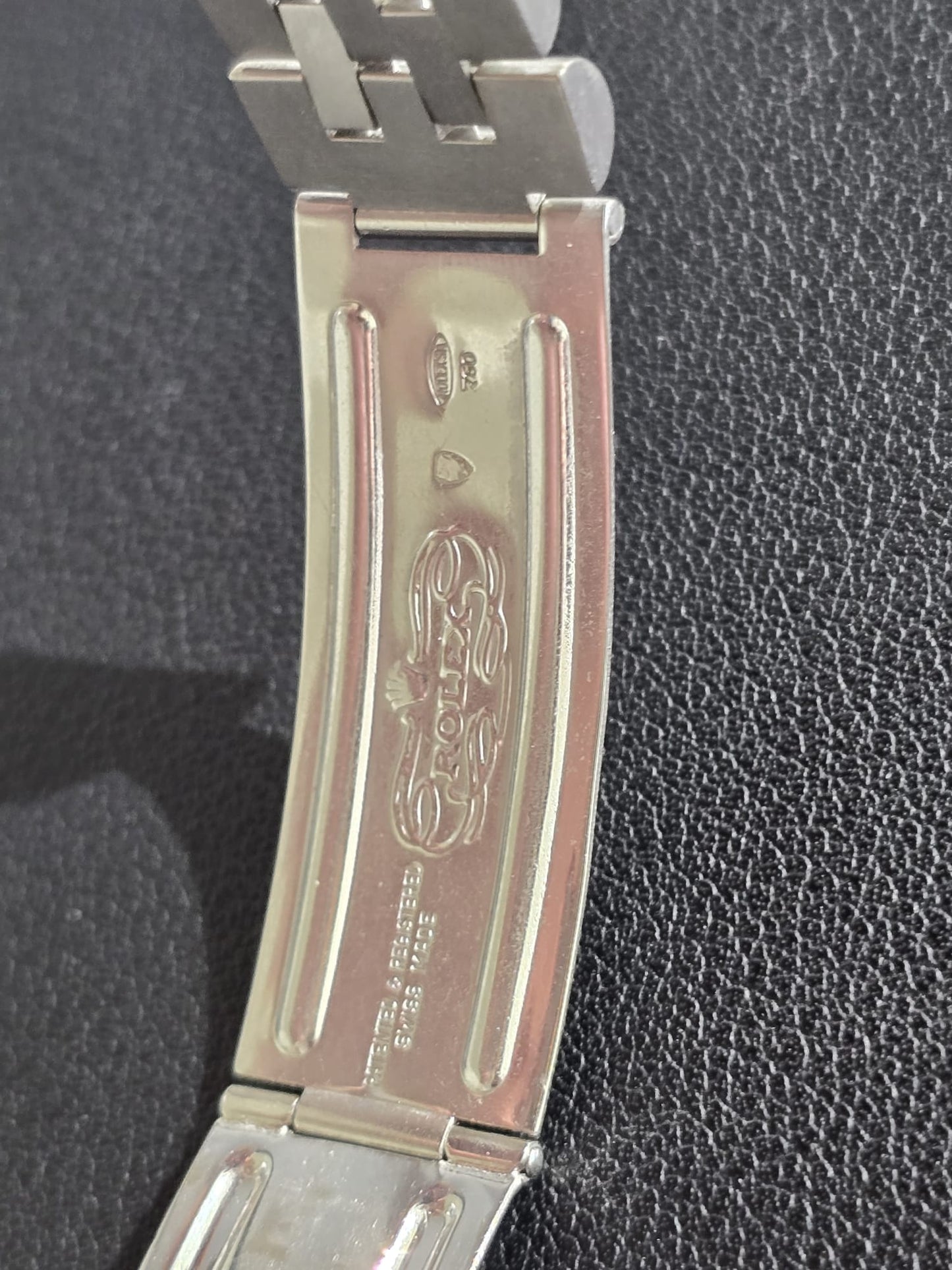 1601-9 Year 1976 Buckley Dial