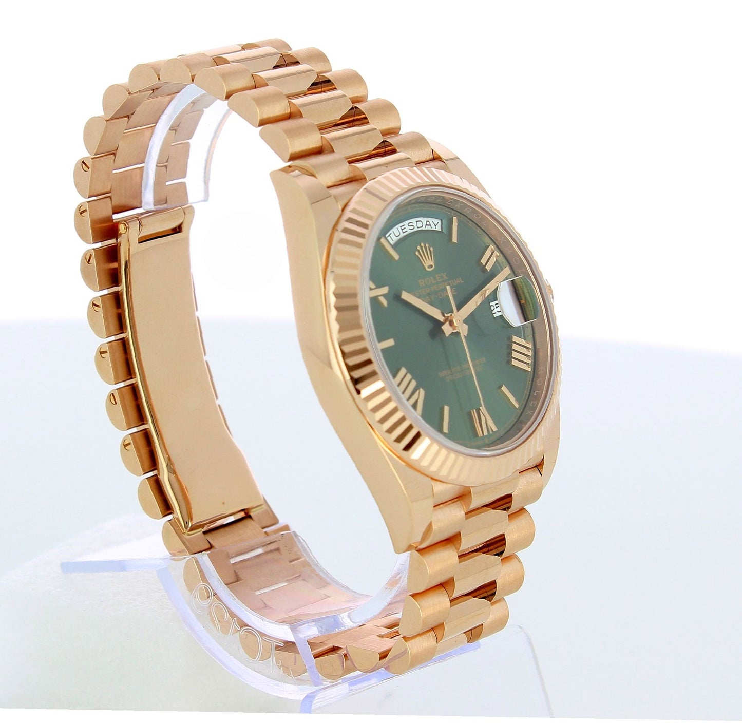 228235/GREEN.ROMAN